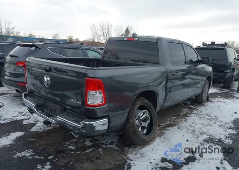 2022 Ram 1500 Big Horn 4X4 5'7 Box z USA, uszkodzony, nr VIN 1C6SRFFT2NN448860